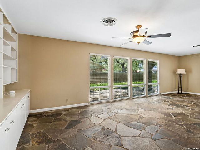 1016 Mount Rainier Drive, San Antonio, TX 78213