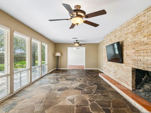 1016 Mount Rainier Drive, San Antonio, TX 78213