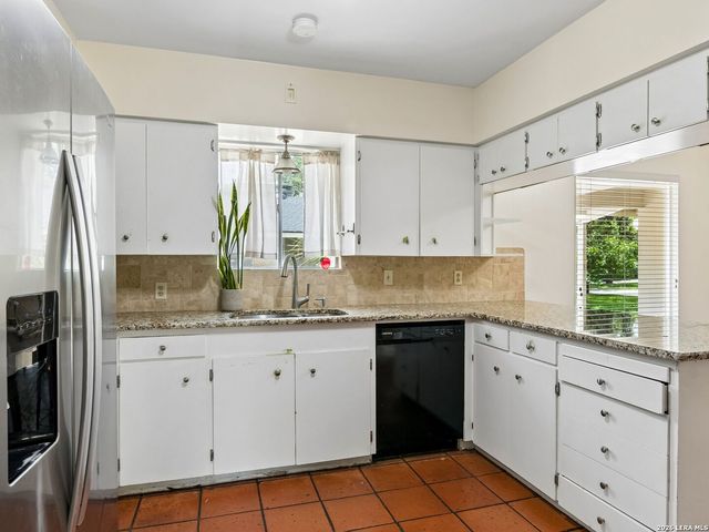 1016 Mount Rainier Drive, San Antonio, TX 78213