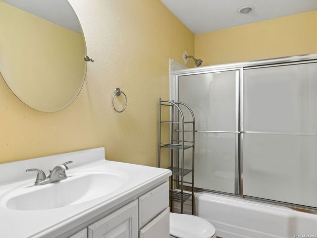 1016 Mount Rainier Drive, San Antonio, TX 78213