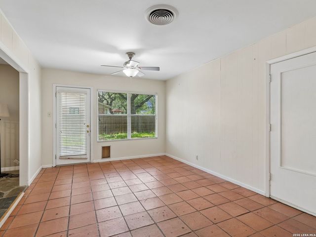 1016 Mount Rainier Drive, San Antonio, TX 78213