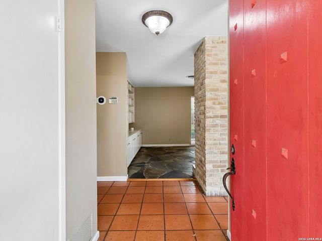 1016 Mount Rainier Drive, San Antonio, TX 78213