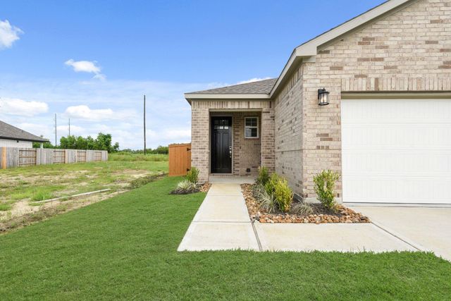 480 Long Branch Drive, Dayton, TX 77535