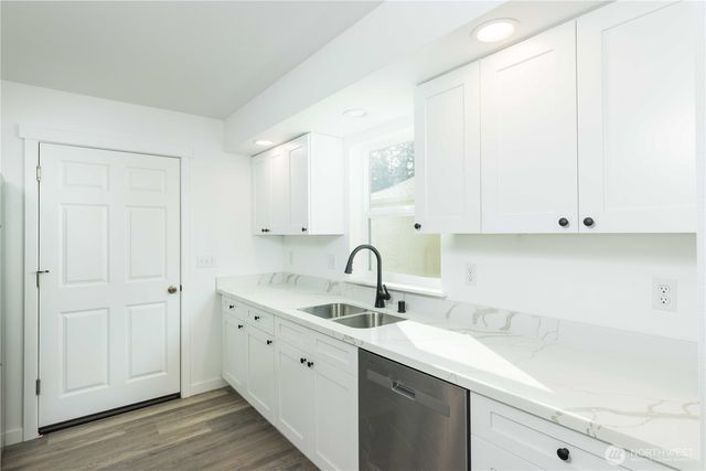 371 E Sullivan Street, Allyn, WA 98524