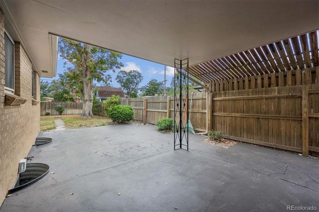 3210 Ursula Street, Aurora, CO 80011