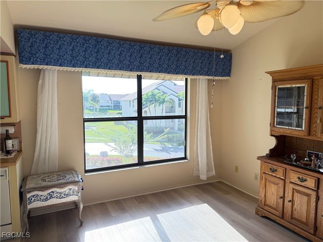 8382 Charter Club CIR 9, Fort Myers, FL 33919