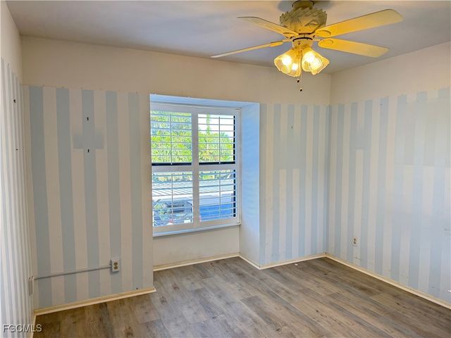 8382 Charter Club CIR 9, Fort Myers, FL 33919