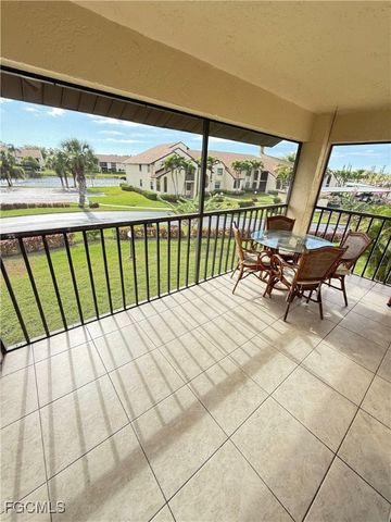 8382 Charter Club CIR 9, Fort Myers, FL 33919