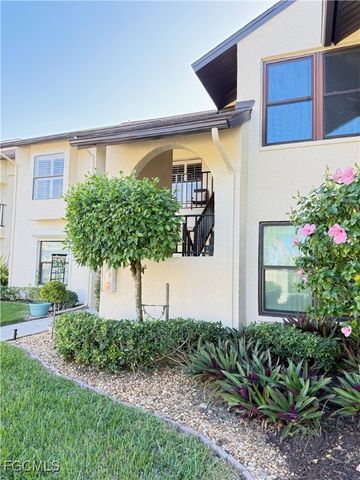 8382 Charter Club CIR 9, Fort Myers, FL 33919