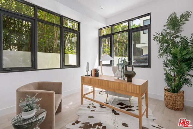 716 Lucile Avenue, Los Angeles, CA 90026