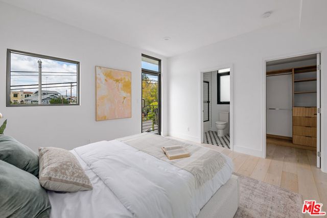716 Lucile Avenue, Los Angeles, CA 90026