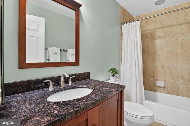 11305 KINGS VALLEY DR, Damascus, MD 20872