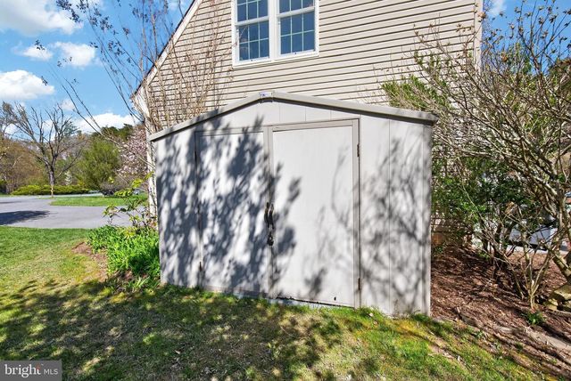 11305 KINGS VALLEY DR, Damascus, MD 20872