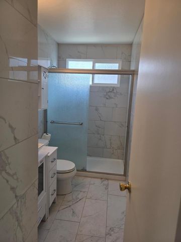 13055 N 56th Avenue, Glendale, AZ 85304