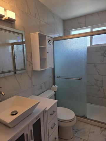 13055 N 56th Avenue, Glendale, AZ 85304