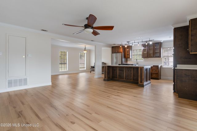 1417 Rue Gentilley, Gautier, MS 39553