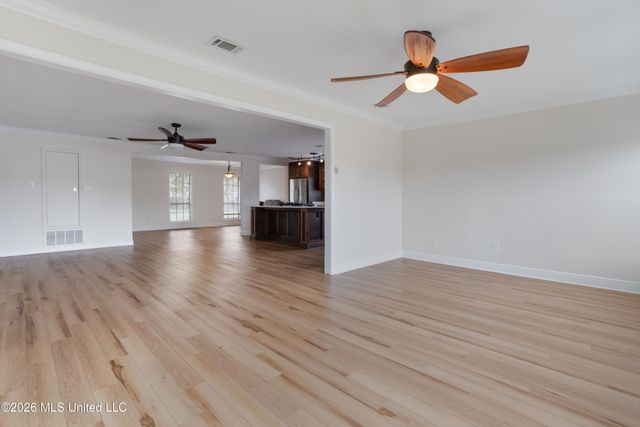 1417 Rue Gentilley, Gautier, MS 39553