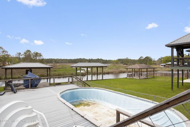 1417 Rue Gentilley, Gautier, MS 39553