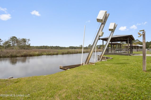 1417 Rue Gentilley, Gautier, MS 39553