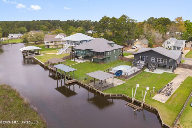 1417 Rue Gentilley, Gautier, MS 39553