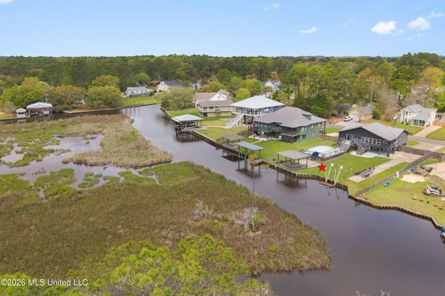 1417 Rue Gentilley, Gautier, MS 39553