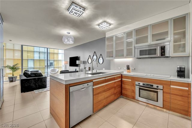 3726 Las Vegas Boulevard 2807, Las Vegas, NV 89158