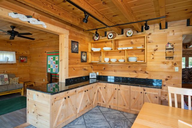 14238 PLAINS MILL RD, Timberville, VA 22853