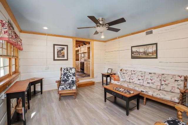 14238 PLAINS MILL RD, Timberville, VA 22853