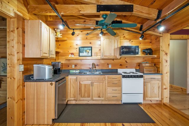 14238 PLAINS MILL RD, Timberville, VA 22853