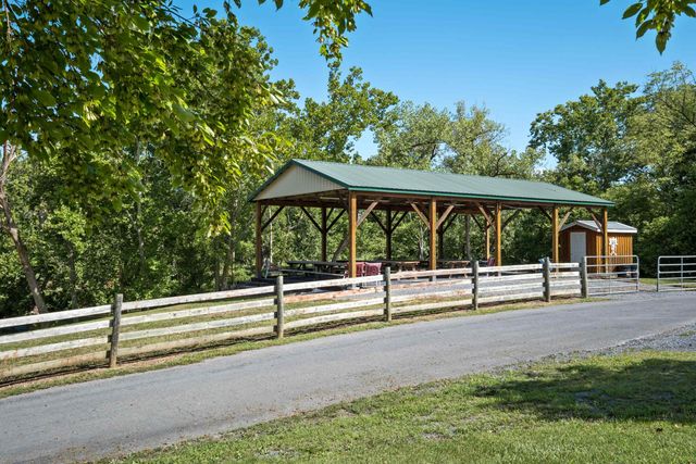 14238 PLAINS MILL RD, Timberville, VA 22853