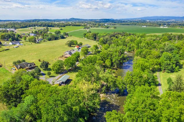 14238 PLAINS MILL RD, Timberville, VA 22853
