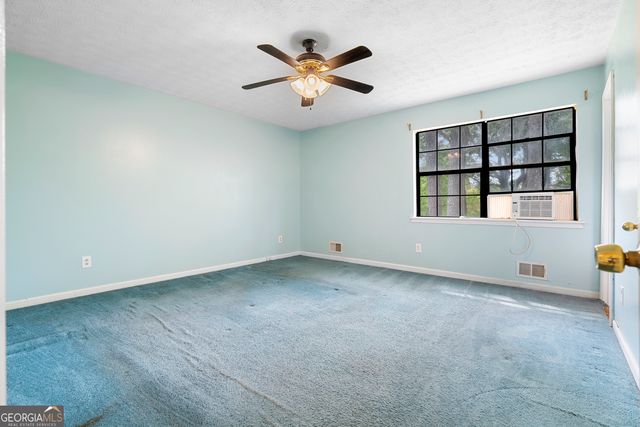 2811 Woodhollow Lane, Jonesboro, GA 30236