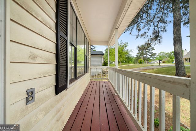 2811 Woodhollow Lane, Jonesboro, GA 30236