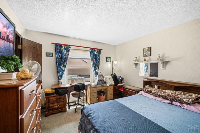 120 S Golfview Dr, Pueblo West, CO 81007