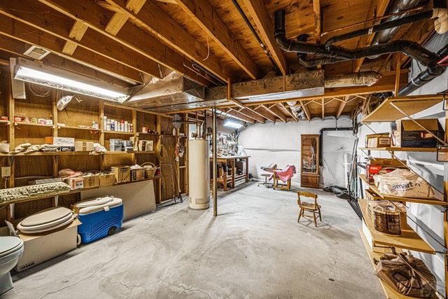 120 S Golfview Dr, Pueblo West, CO 81007