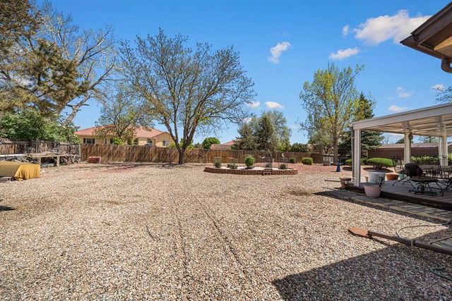 120 S Golfview Dr, Pueblo West, CO 81007