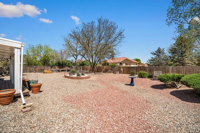 120 S Golfview Dr, Pueblo West, CO 81007