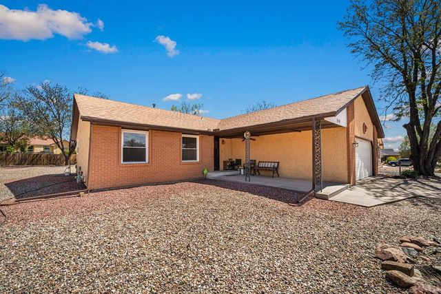 120 S Golfview Dr, Pueblo West, CO 81007