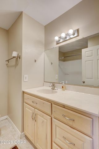 1610 S St Louis Avenue, Joplin, MO 64804