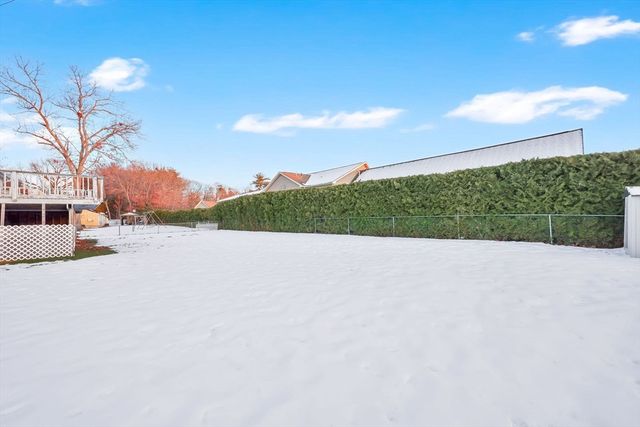 6 Quincy St, Ludlow, MA 01056