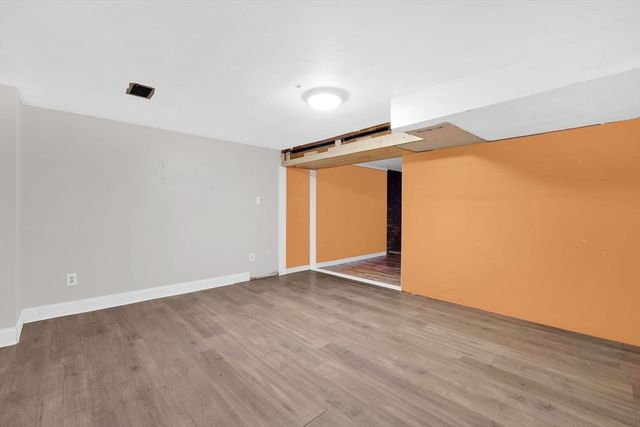 6 Quincy St, Ludlow, MA 01056