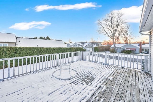 6 Quincy St, Ludlow, MA 01056