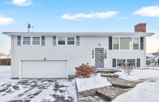 6 Quincy St, Ludlow, MA 01056