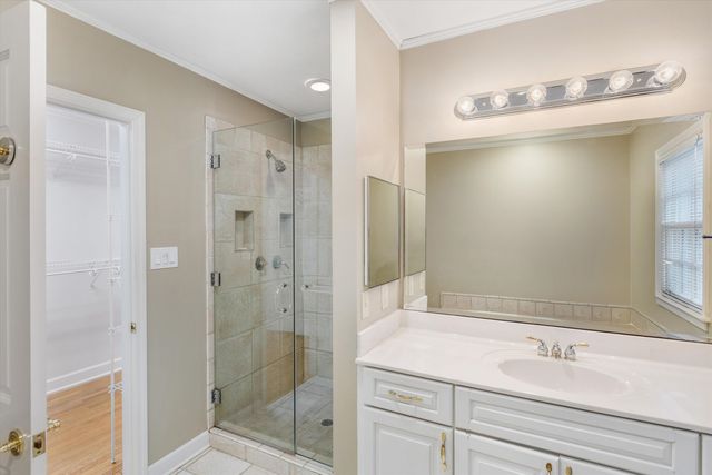 2236 CROSS DR, Memphis, TN 38112