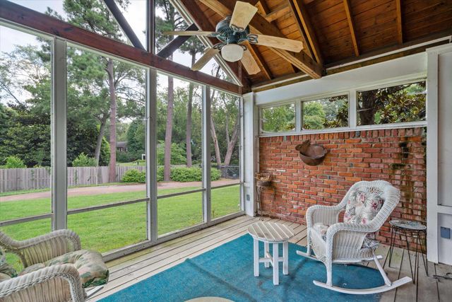 2236 CROSS DR, Memphis, TN 38112