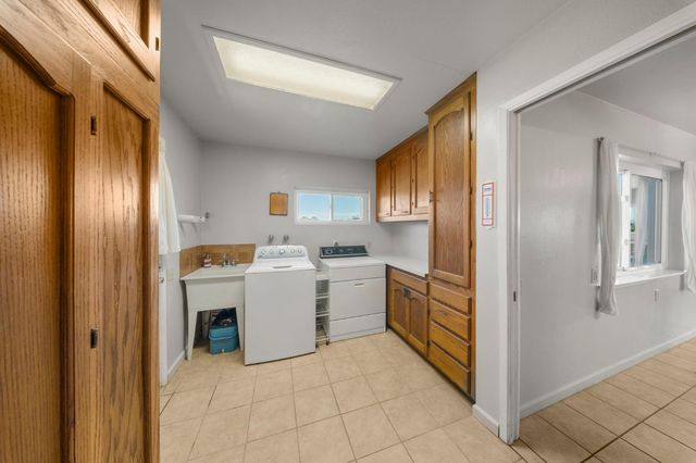 5755 W Highway 12 Hwy, Valley Springs, CA 95252