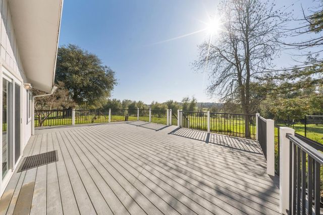 5755 W Highway 12 Hwy, Valley Springs, CA 95252