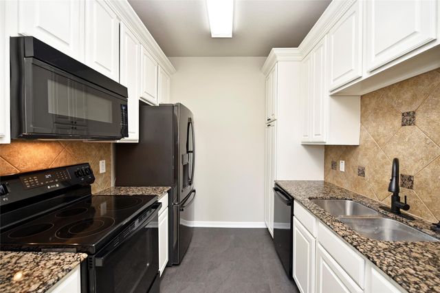 9019 Lady Laura Lane, Richmond, TX 77469