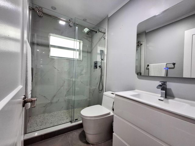 408 NW 108th Terrace NW 408, Pembroke Pines, FL 33026