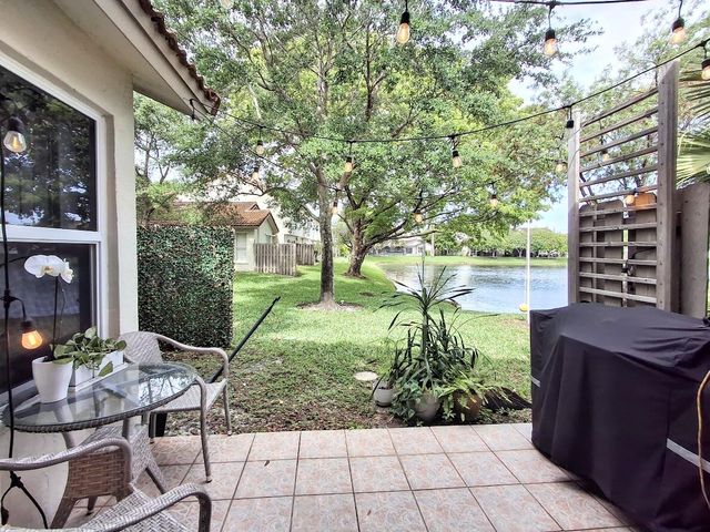 408 NW 108th Terrace NW 408, Pembroke Pines, FL 33026